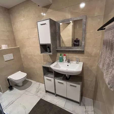 Appartamento Delightful Cozy Riverside - One Bedroom With Terrace