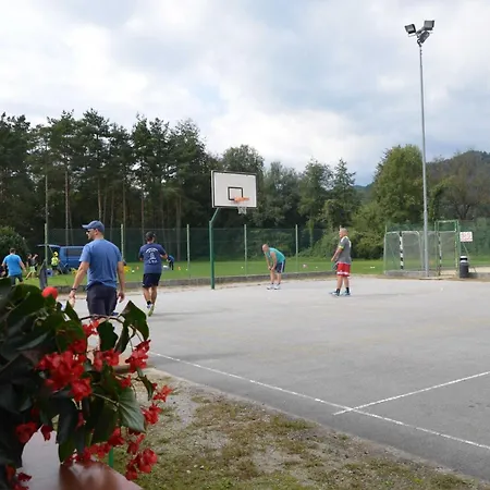 Delightful Cozy Riverside - One Bedroom With Terrace Appartamento