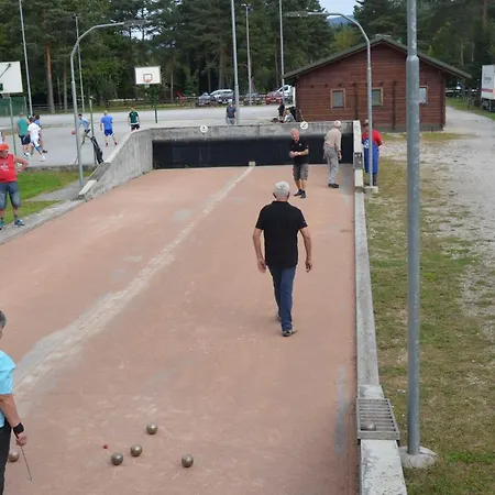 Delightful Cozy Riverside - One Bedroom With Terrace *