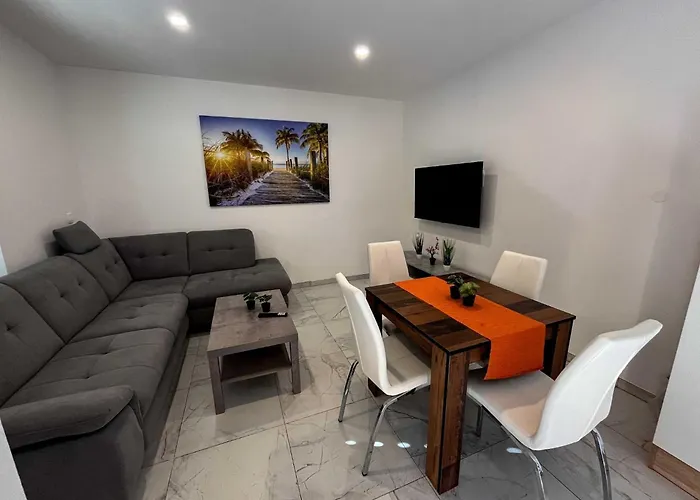 Appartamento Delightful Cozy Riverside - One Bedroom With Terrace *